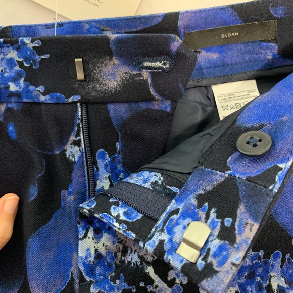 Banana Republic Women's Blue Floral Print Sloan Pants 6 - Picture 5 of 7